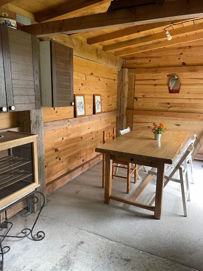 Les Cabanes Du Vigne Molandier ภายนอก รูปภาพ